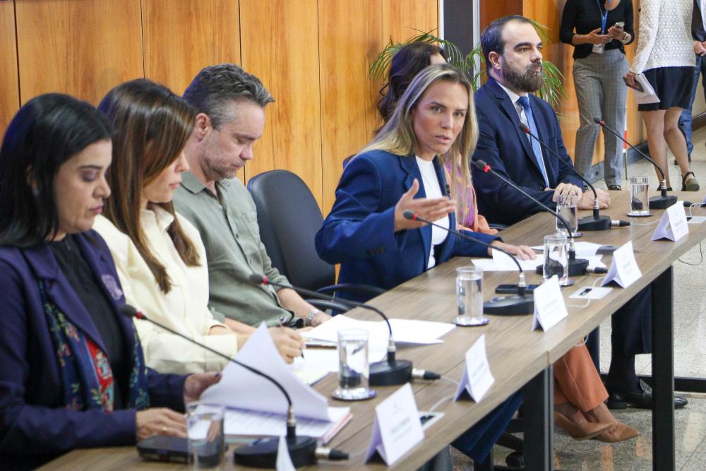 Capa da notícia: GDF anuncia medidas para fortalecer proteção e agilizar investigação de crimes contra mulheres